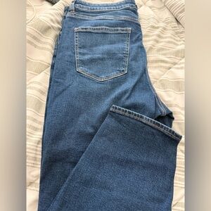 American Eagle Outfitters Women's Blue Ankle Jeans